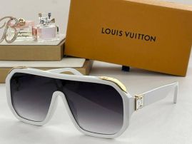 Picture of LV Sunglasses _SKUfw55794532fw